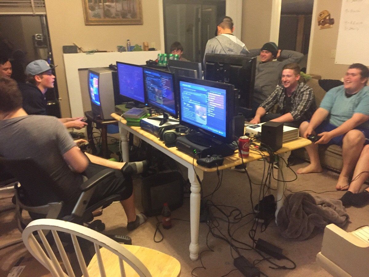 Butch reccomend Lan party orgy