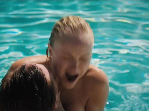 Malin akerman topless scene billions s01e05