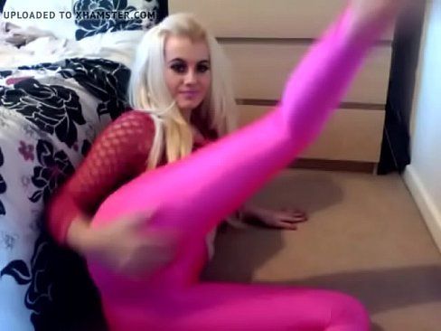 Granny chav gets pink dildo shoved