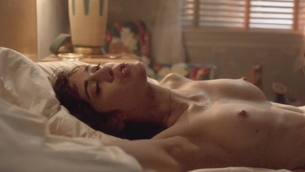 Lizzy Caplan Naked Perky Boobs Scenes Porno Top Pictures FREE
